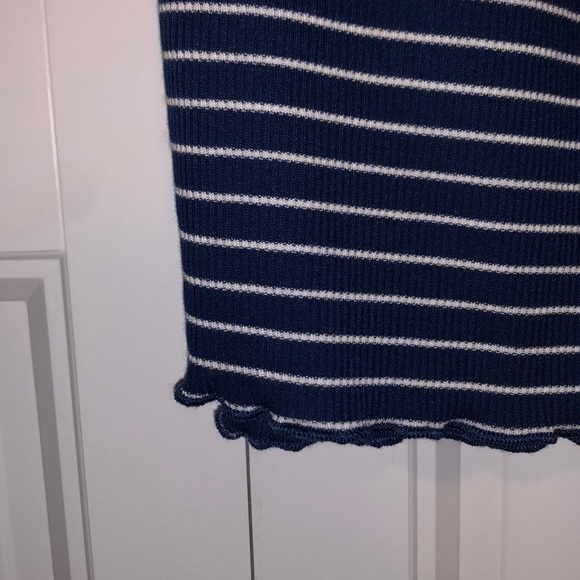 Womens dress - Picture 4 of 4